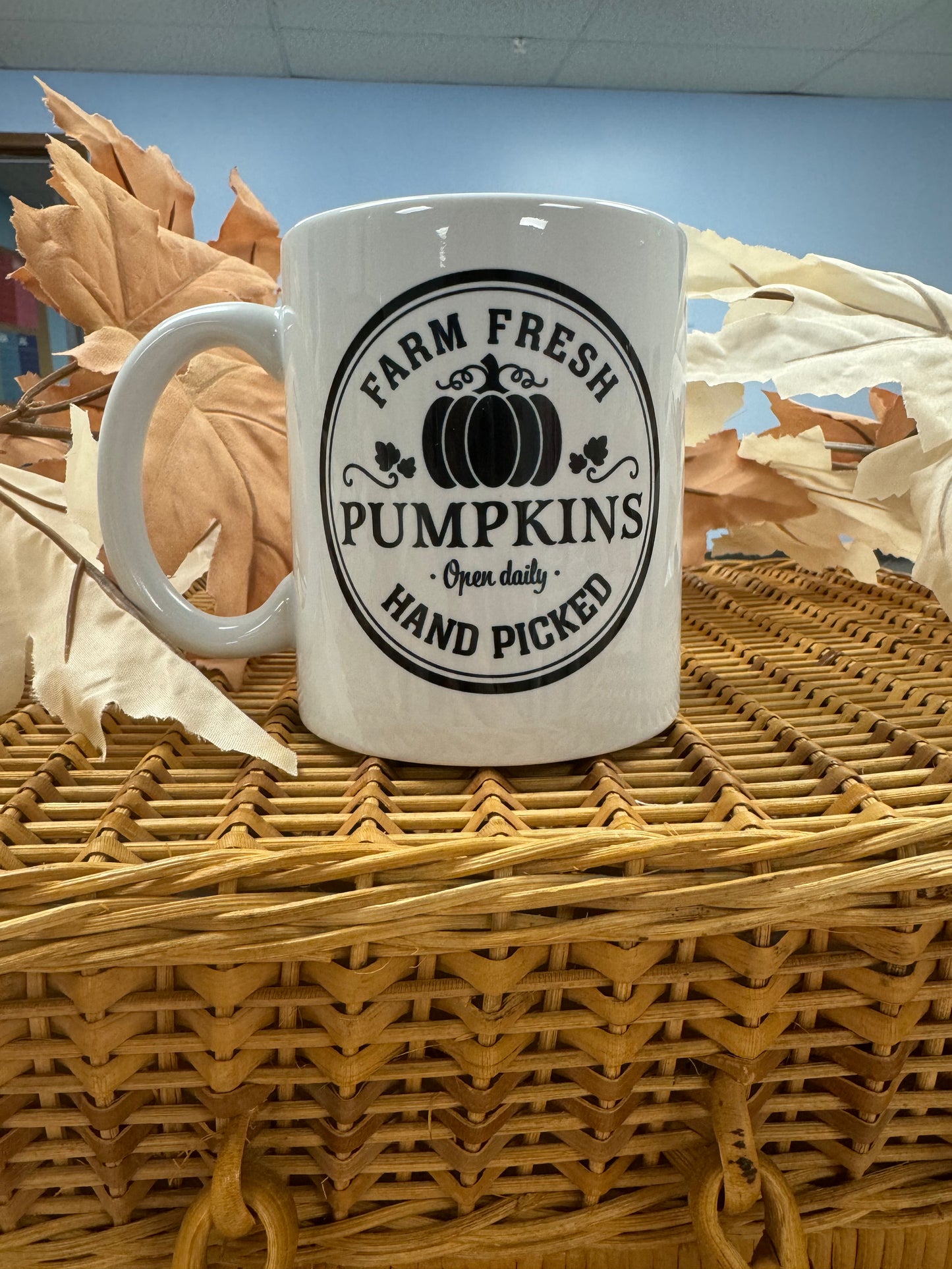 Farm Fresh Pumpkins Autumn Fall Halloween 11 oz Coffee Mug