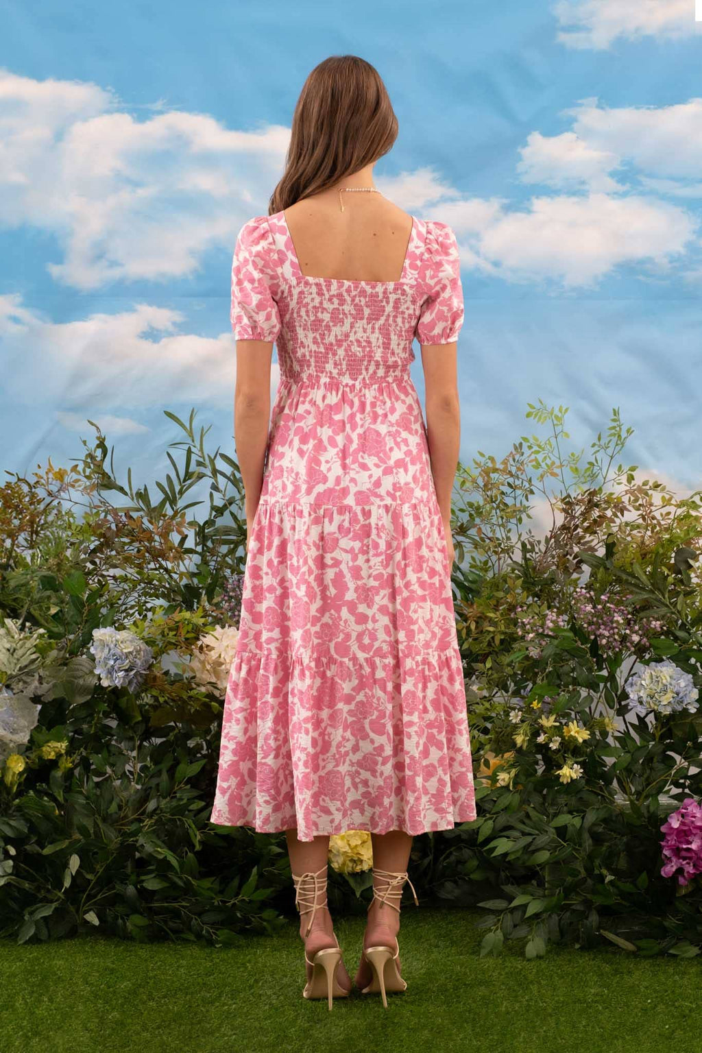 CONTRAST FLORAL SQUARE NECK SMOCKED MIDI DRESS