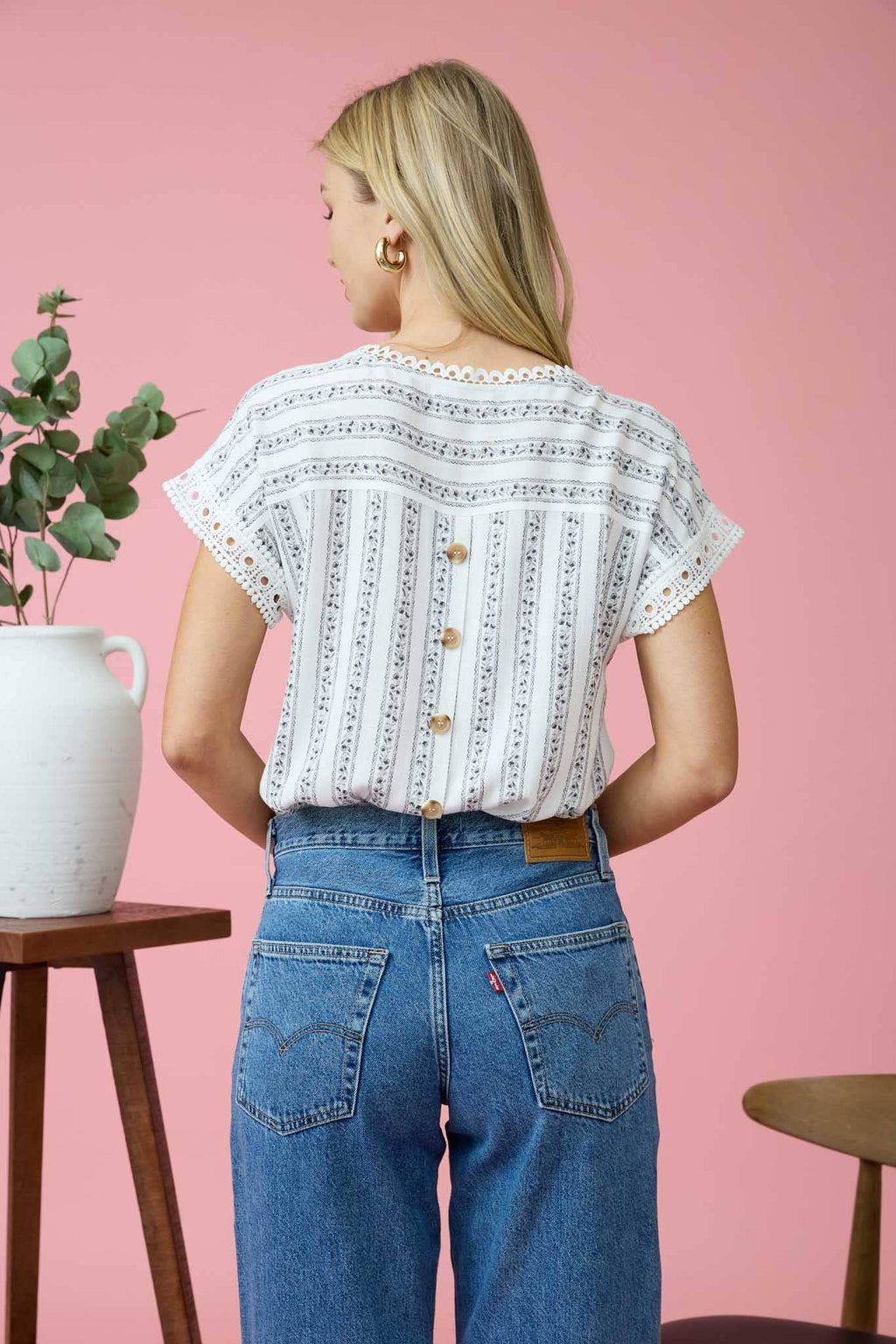 STRIPE FLORAL PATTERN BATWING SHORT SLEEVE TOP