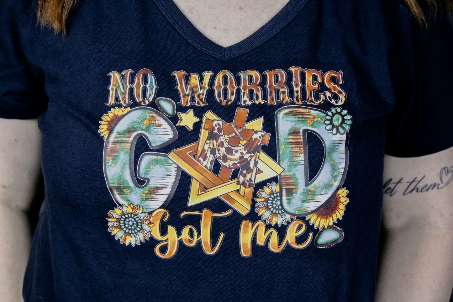 "No Worries" V-neck T-shirt