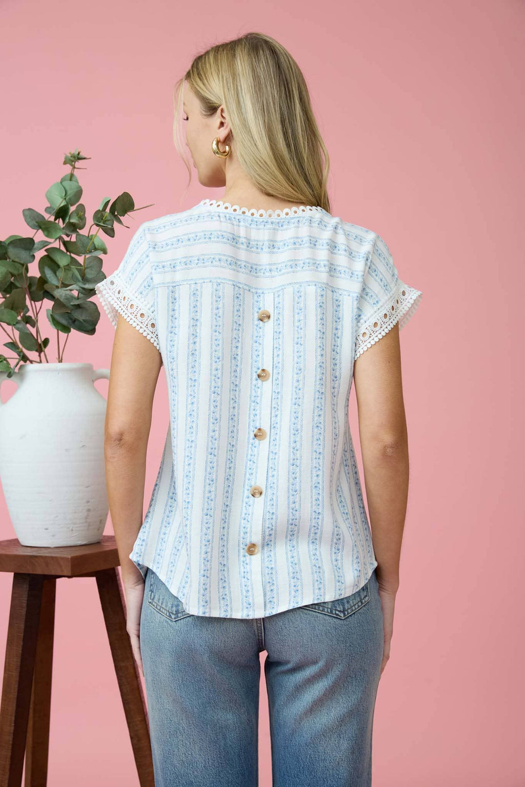 STRIPE FLORAL PATTERN BATWING SHORT SLEEVE TOP